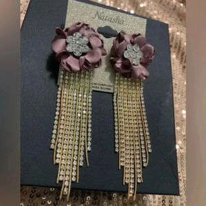 New Natasha Couture  Chandelier Earrings : Mauve